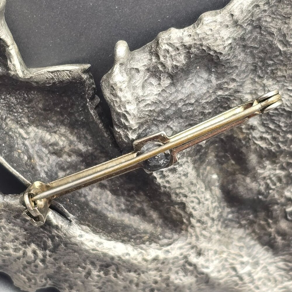 Vintage JJ Wizard Brooch 3.5"x2.5" Pewter Tone Imitation Pearl Crystal Ball - Picture 7 of 8